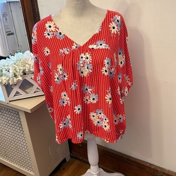Madewell red white floral short sleeve V neckline blouse Size M New - Picture 2 of 11